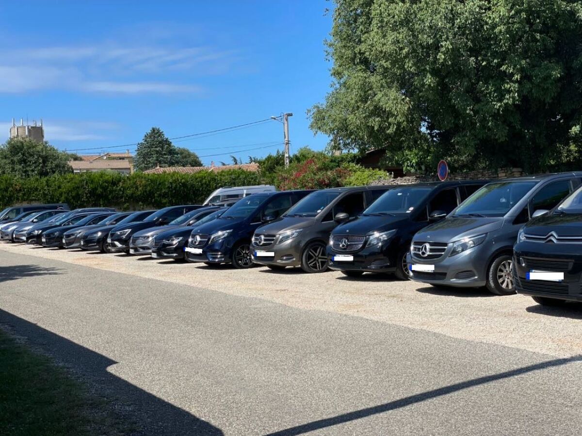 The Transferts Cab Services fleet lined up